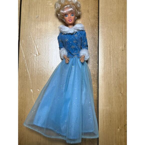 Vintage Winter Wonderland Kid Kore Kelsey Doll in Blue Christmas/Holiday Gown - Picture 1 of 7